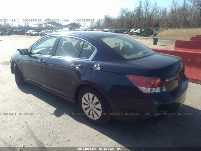 Photo 2 VIN: 1HGCP2F31AA141436 - HONDA ACCORD SDN 