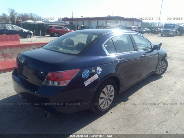 Photo 3 VIN: 1HGCP2F31AA141436 - HONDA ACCORD SDN 