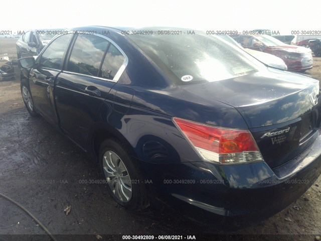 Photo 2 VIN: 1HGCP2F31AA152355 - HONDA ACCORD SDN 