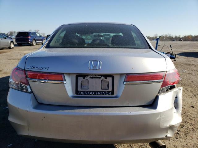 Photo 5 VIN: 1HGCP2F31BA003543 - HONDA ACCORD LX 