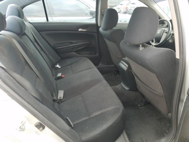 Photo 5 VIN: 1HGCP2F31BA030998 - HONDA ACCORD LX 