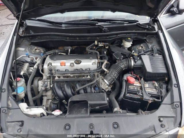 Photo 9 VIN: 1HGCP2F31BA035828 - HONDA ACCORD 