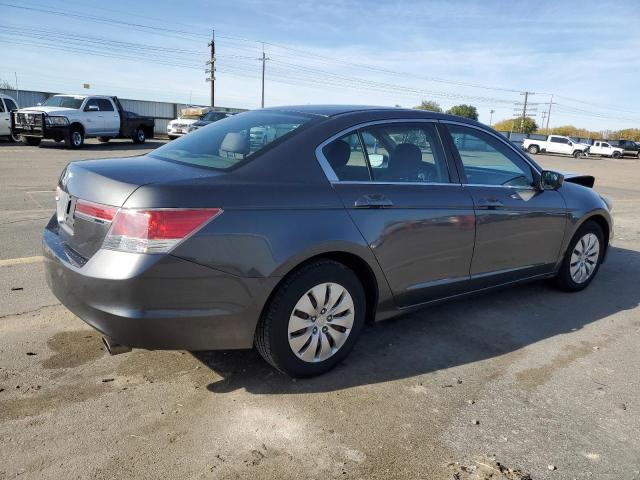 Photo 2 VIN: 1HGCP2F31BA049762 - HONDA ACCORD LX 