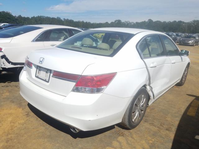 Photo 3 VIN: 1HGCP2F31BA085970 - HONDA ACCORD LX 