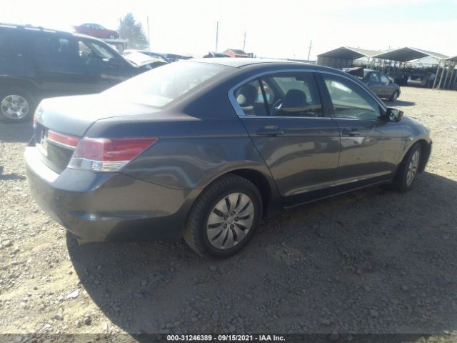 Photo 3 VIN: 1HGCP2F31BA090571 - HONDA ACCORD SDN 