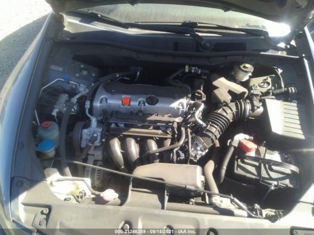 Photo 9 VIN: 1HGCP2F31BA090571 - HONDA ACCORD SDN 