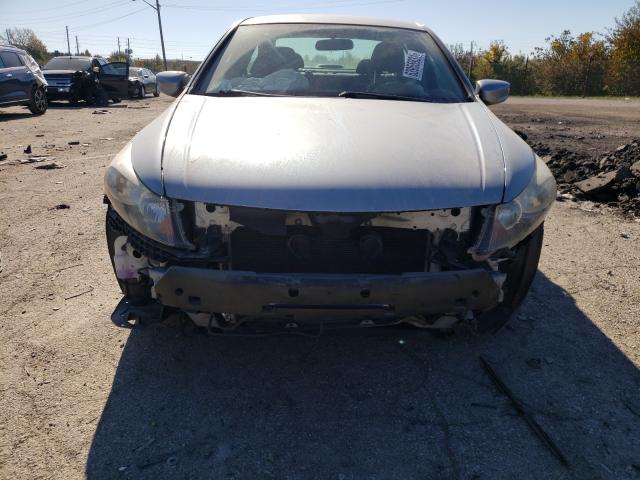 Photo 8 VIN: 1HGCP2F31BA099271 - HONDA ACCORD LX 