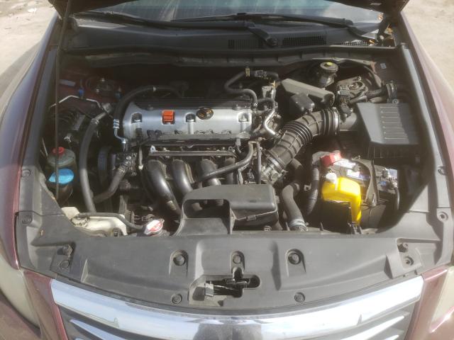 Photo 6 VIN: 1HGCP2F31BA104551 - HONDA ACCORD LX 