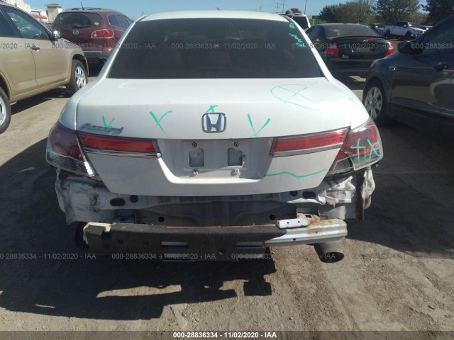 Photo 5 VIN: 1HGCP2F31BA107093 - HONDA ACCORD SDN 