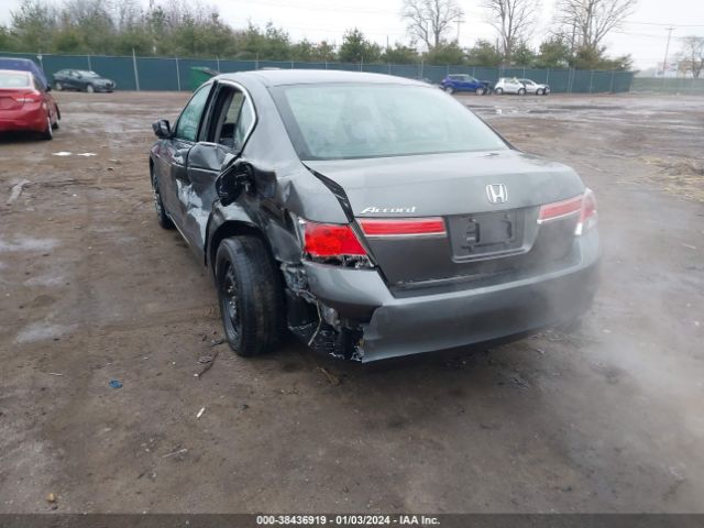 Photo 2 VIN: 1HGCP2F31BA110866 - HONDA ACCORD 