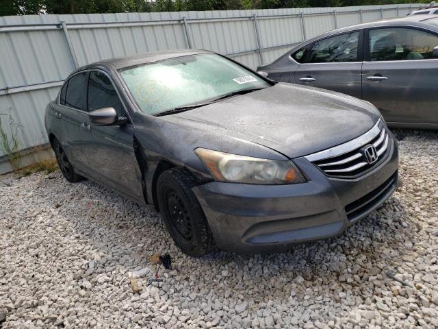 Photo 3 VIN: 1HGCP2F31BA115713 - HONDA ACCORD LX 