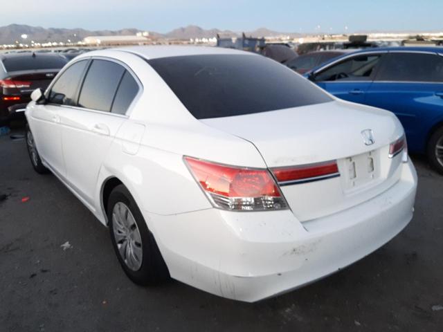 Photo 2 VIN: 1HGCP2F31BA123729 - HONDA ACCORD LX 