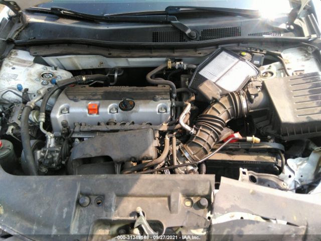 Photo 9 VIN: 1HGCP2F31BA123732 - HONDA ACCORD SDN 