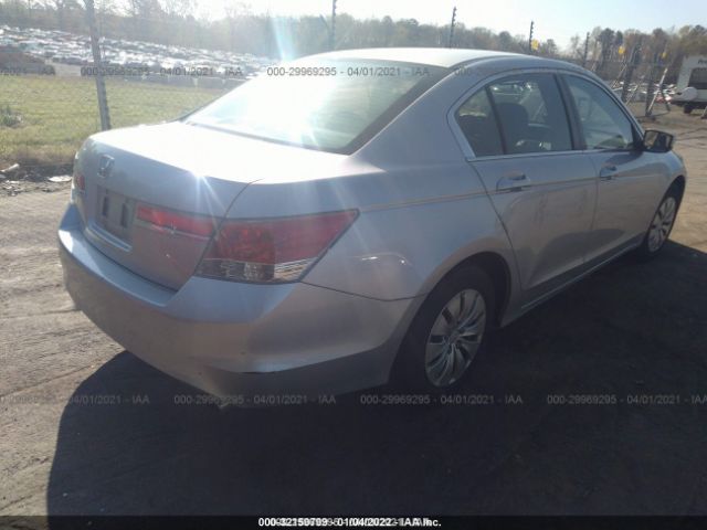 Photo 3 VIN: 1HGCP2F31BA132799 - HONDA ACCORD SDN 