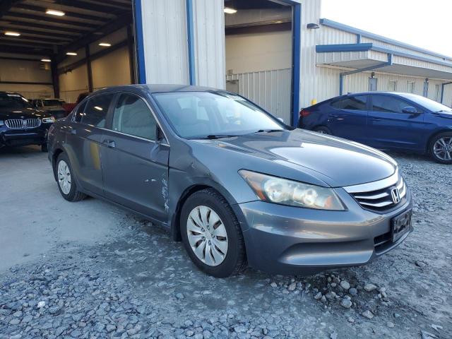 Photo 3 VIN: 1HGCP2F31BA134309 - HONDA ACCORD LX 