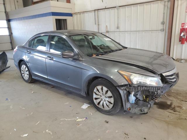 Photo 3 VIN: 1HGCP2F31BA136917 - HONDA ACCORD LX 