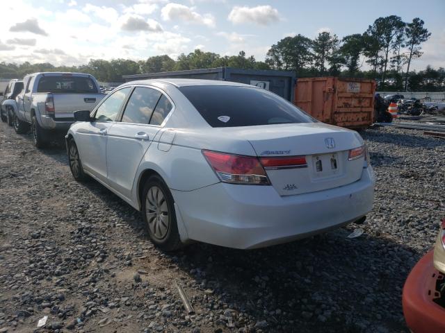 Photo 2 VIN: 1HGCP2F31BA151501 - HONDA ACCORD LX 