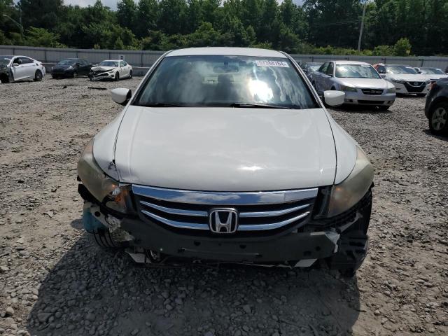 Photo 4 VIN: 1HGCP2F31BA152163 - HONDA ACCORD 