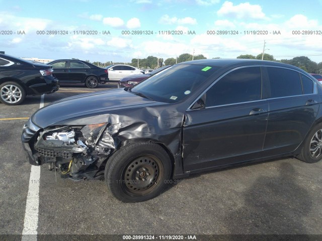 Photo 5 VIN: 1HGCP2F31CA013930 - HONDA ACCORD SDN 