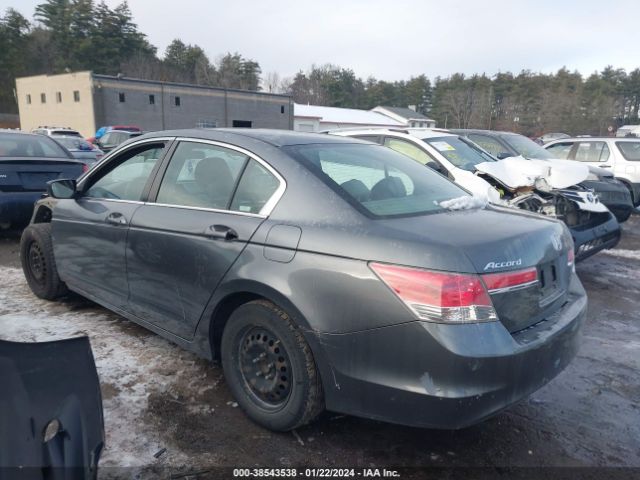 Photo 2 VIN: 1HGCP2F31CA026516 - HONDA ACCORD 