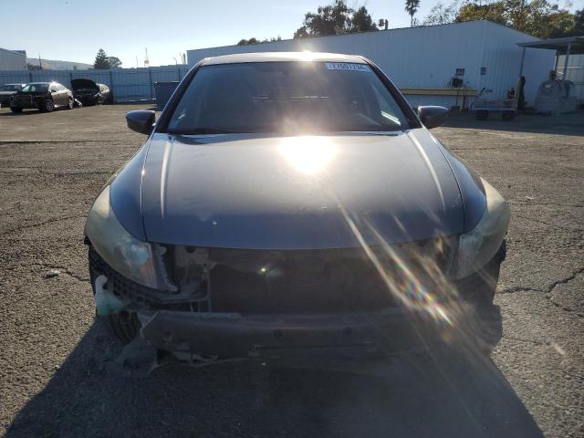 Photo 4 VIN: 1HGCP2F31CA031568 - HONDA ACCORD LX 