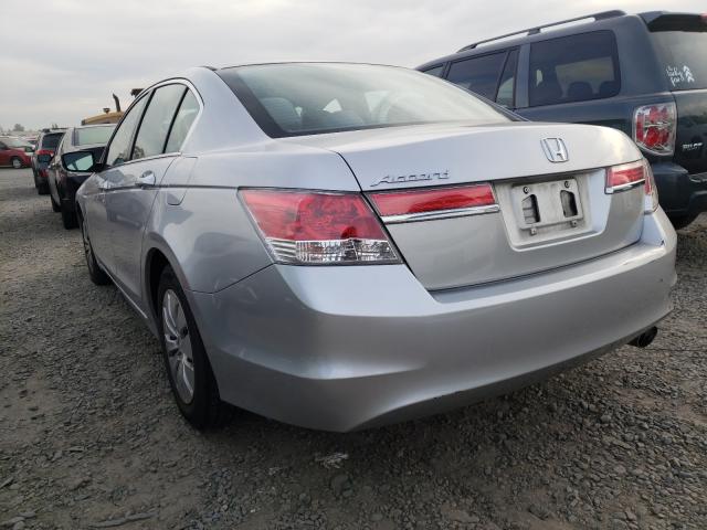 Photo 2 VIN: 1HGCP2F31CA039704 - HONDA ACCORD LX 