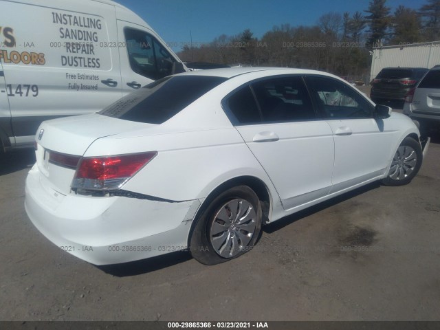 Photo 3 VIN: 1HGCP2F31CA048547 - HONDA ACCORD SDN 