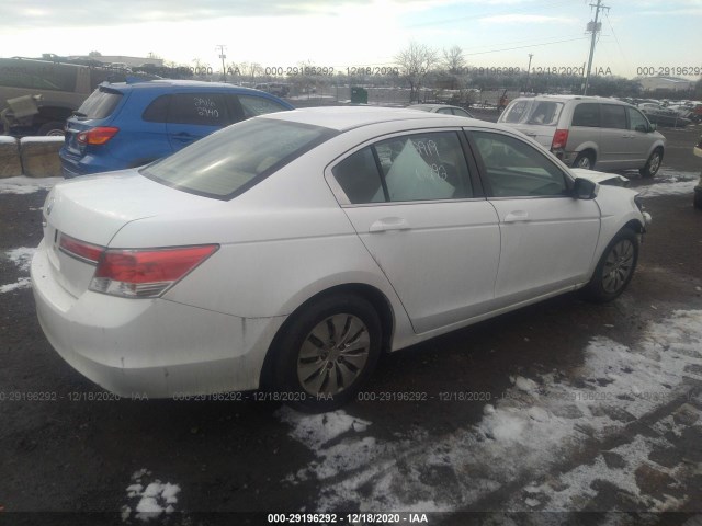 Photo 3 VIN: 1HGCP2F31CA067583 - HONDA ACCORD SDN 