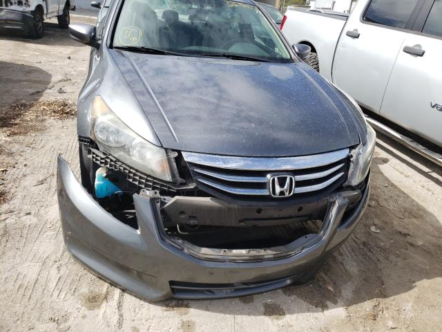 Photo 8 VIN: 1HGCP2F31CA091527 - HONDA ACCORD LX 