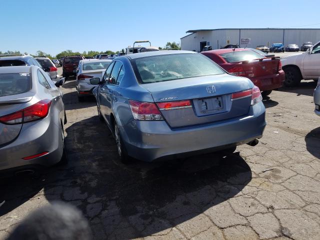 Photo 2 VIN: 1HGCP2F31CA093472 - HONDA ACCORD LX 