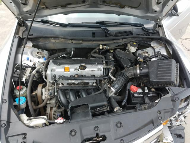 Photo 6 VIN: 1HGCP2F31CA093732 - HONDA ACCORD LX 