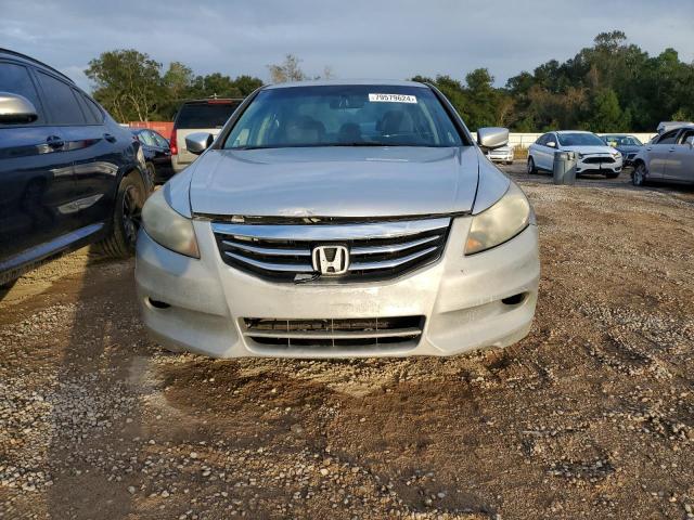 Photo 4 VIN: 1HGCP2F31CA104597 - HONDA ACCORD LX 