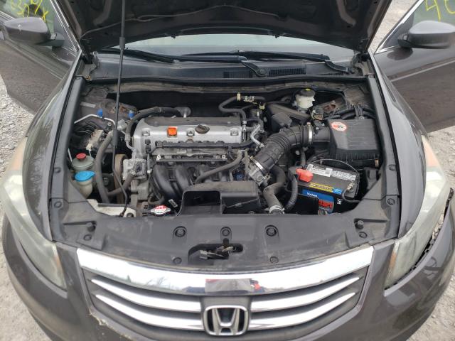 Photo 6 VIN: 1HGCP2F31CA109959 - HONDA ACCORD LX 