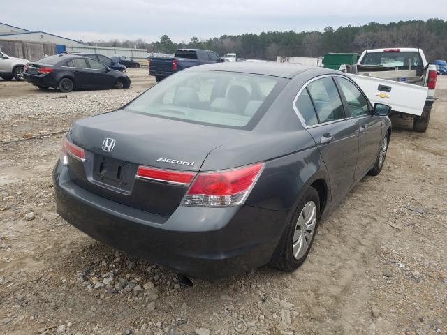 Photo 3 VIN: 1HGCP2F31CA121836 - HONDA ACCORD LX 