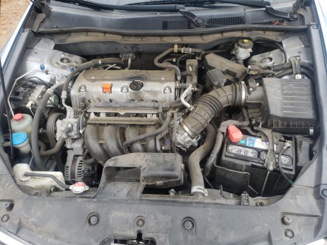 Photo 6 VIN: 1HGCP2F31CA123358 - HONDA ACCORD LX 