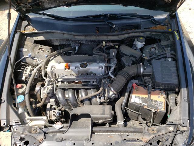 Photo 6 VIN: 1HGCP2F31CA124865 - HONDA ACCORD LX 