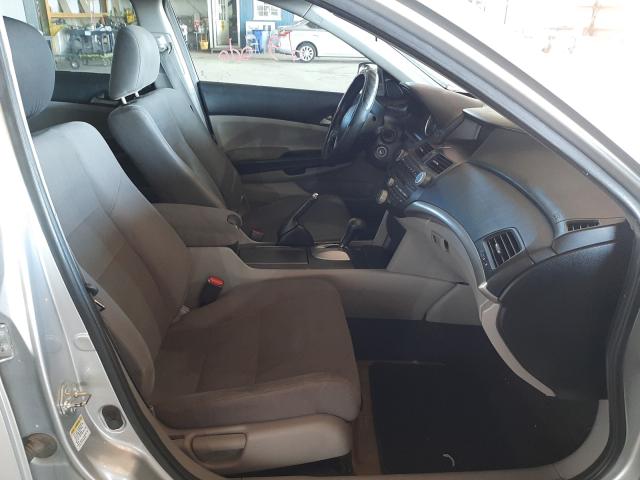 Photo 4 VIN: 1HGCP2F31CA127524 - HONDA ACCORD LX 