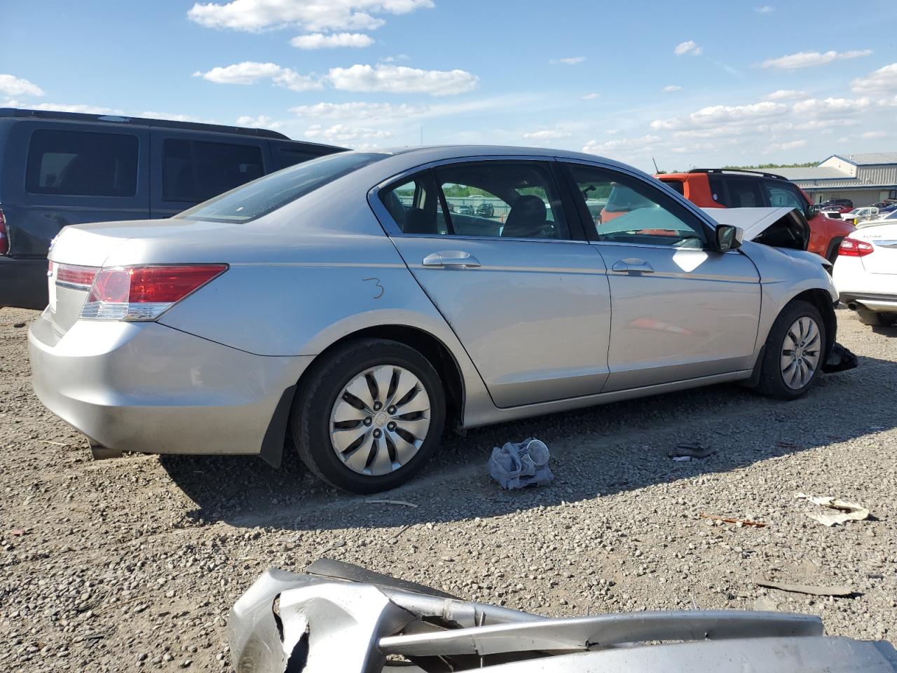 Photo 2 VIN: 1HGCP2F31CA150723 - HONDA ACCORD 