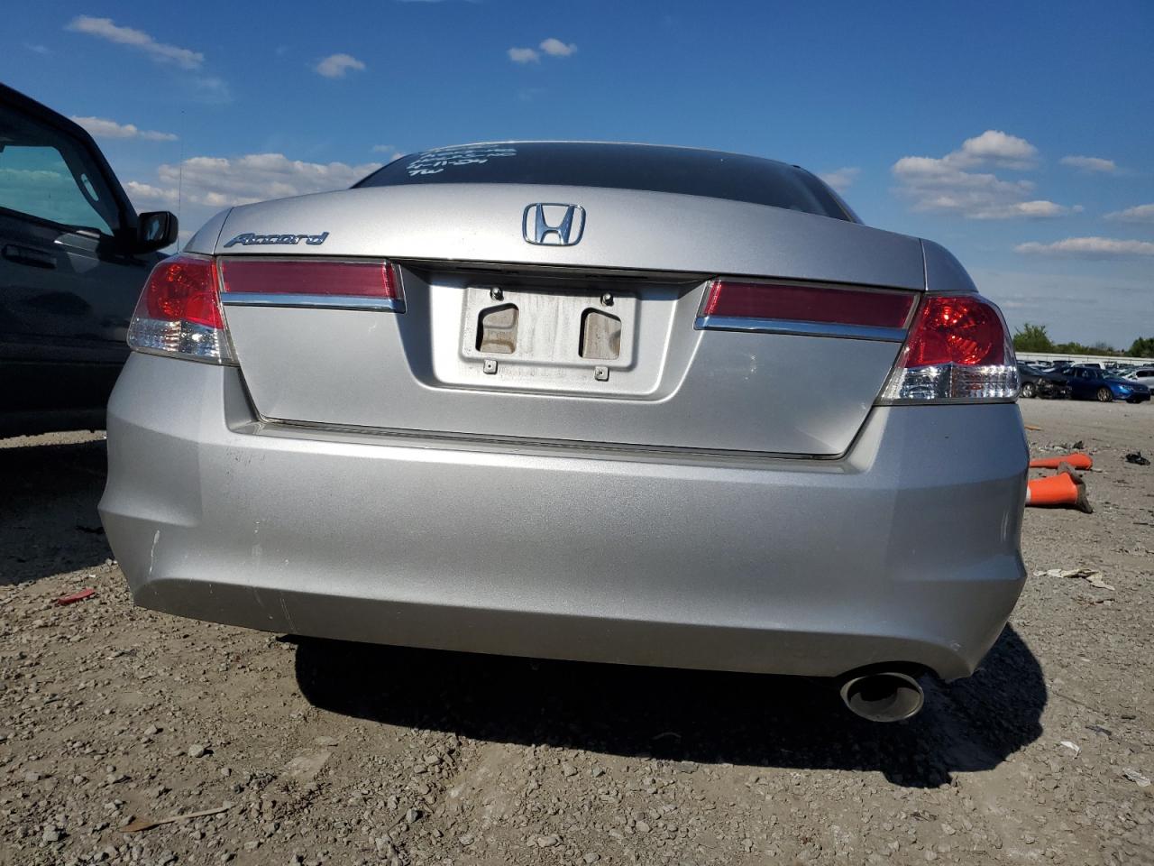 Photo 5 VIN: 1HGCP2F31CA150723 - HONDA ACCORD 