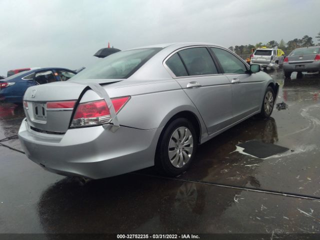 Photo 3 VIN: 1HGCP2F31CA166131 - HONDA ACCORD SDN 