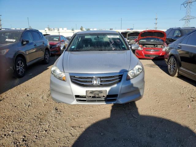 Photo 4 VIN: 1HGCP2F31CA171247 - HONDA ACCORD LX 