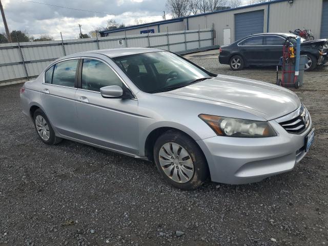 Photo 3 VIN: 1HGCP2F31CA171250 - HONDA ACCORD 