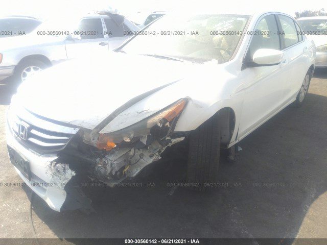 Photo 5 VIN: 1HGCP2F31CA201704 - HONDA ACCORD SDN 