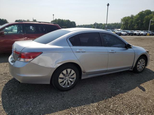 Photo 2 VIN: 1HGCP2F31CA205591 - HONDA ACCORD LX 