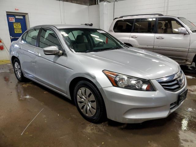 Photo 3 VIN: 1HGCP2F31CA207289 - HONDA ACCORD LX 