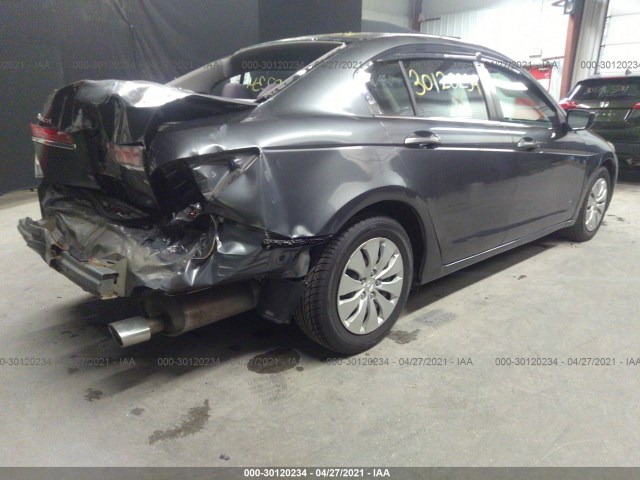 Photo 3 VIN: 1HGCP2F31CA223332 - HONDA ACCORD SDN 