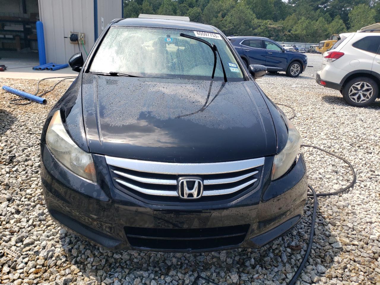 Photo 4 VIN: 1HGCP2F31CA227090 - HONDA ACCORD 