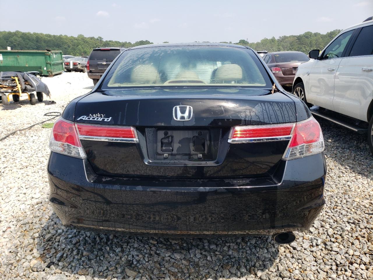 Photo 5 VIN: 1HGCP2F31CA227090 - HONDA ACCORD 