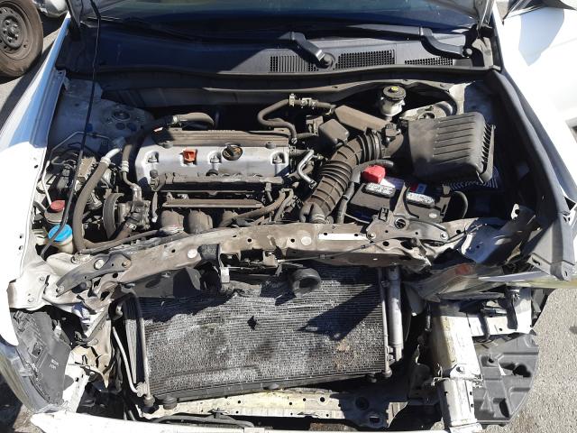 Photo 6 VIN: 1HGCP2F31CA236842 - HONDA ACCORD LX 