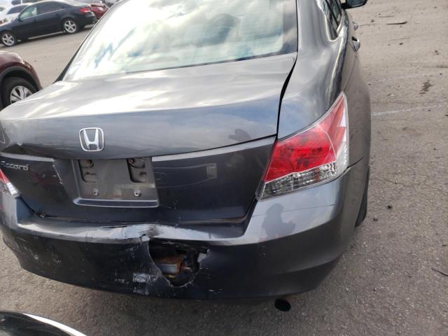 Photo 8 VIN: 1HGCP2F32AA006529 - HONDA ACCORD LX 